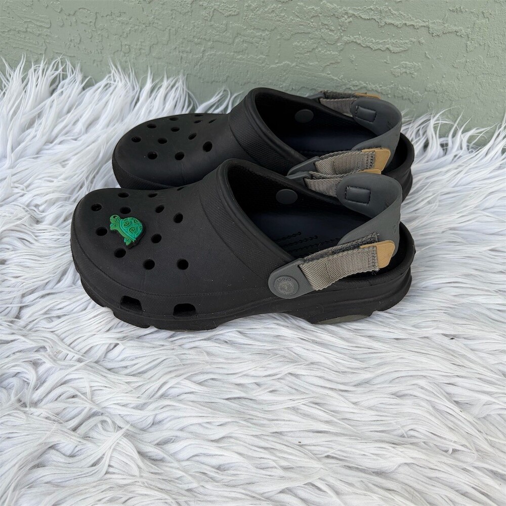 Crocs Classic All-Terrain Clog Unisex Kids Black/Gray Size 4 Turtle